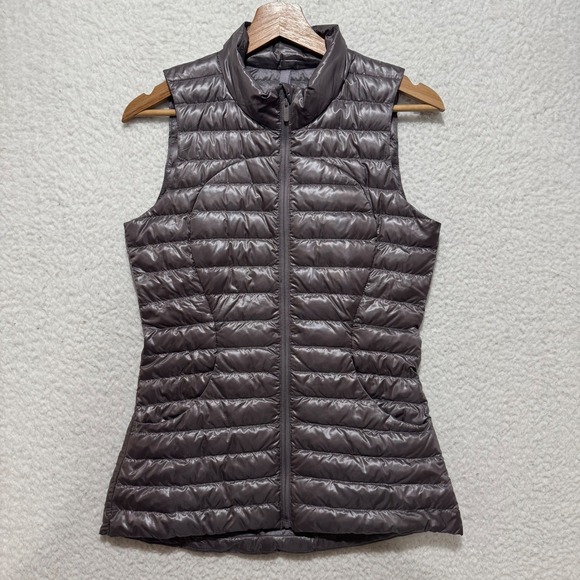 lululemon athletica Jackets & Blazers - Lululemon Womens Sz 4 Pack it Down Goose Puffer Packable Vest Shiny Olive Brown‎